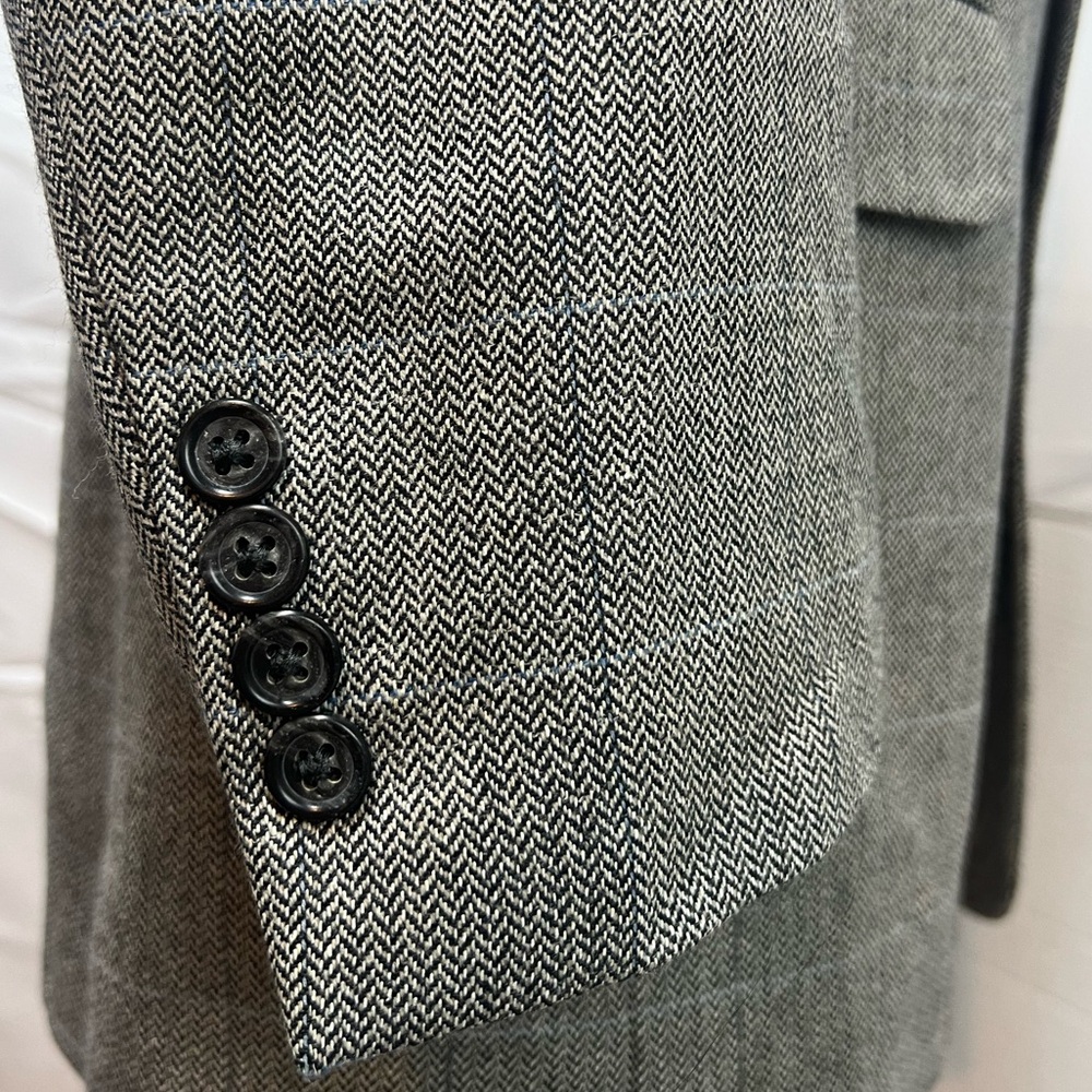 Jos. A. Bank Men's 42R Gray Silk/Cashmere/Wool Plaid Herringbone Blazer Jacket - Picture 3 of 7